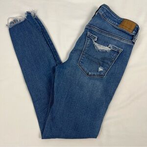American Eagle Distressed Skinny Jeans, Size: 4 Regular